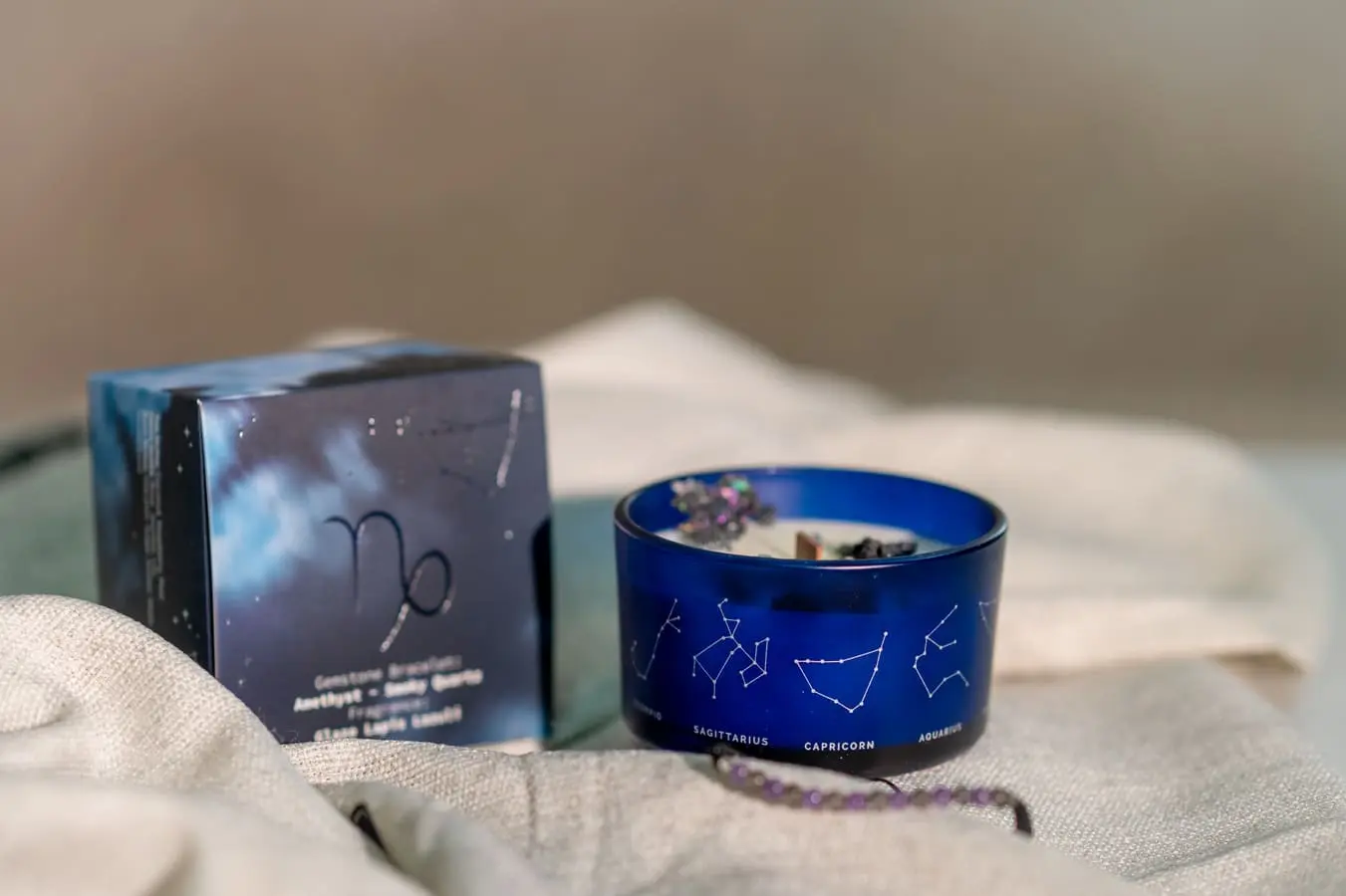 Lumânare parfumată cu cristale și brățară Capricorn 175 gr 10 Lumânare cu cristale și brățară Capricorn 175 gr