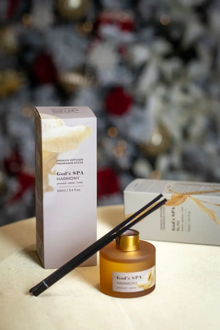 Odorizant Gods Spa – Spa-ul Zeilor Harmony - Armonie 100 ml, aromă floral-rășinoasă caldă, difuzor premium cu bețișoare 9 Odorizant Gods Spa – Spa-ul Zeilor Harmony (Armonie) 100 ml, aromă floral-rășinoasă caldă, difuzor premium cu bețișoare