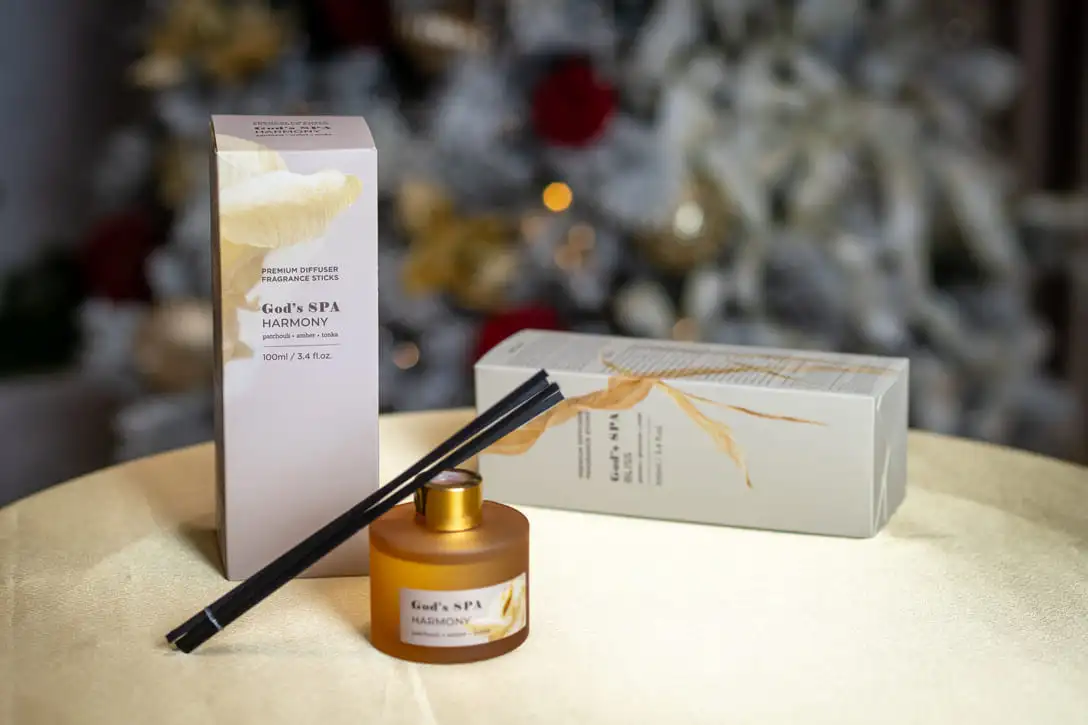 Odorizant Gods Spa – Spa-ul Zeilor Bliss - Fericire 100 ml, aromă floral-ambar caldă, difuzor premium cu bețișoare 17 Odorizant Gods Spa – Spa-ul Zeilor 100 ml, difuzor premium cu bețișoare