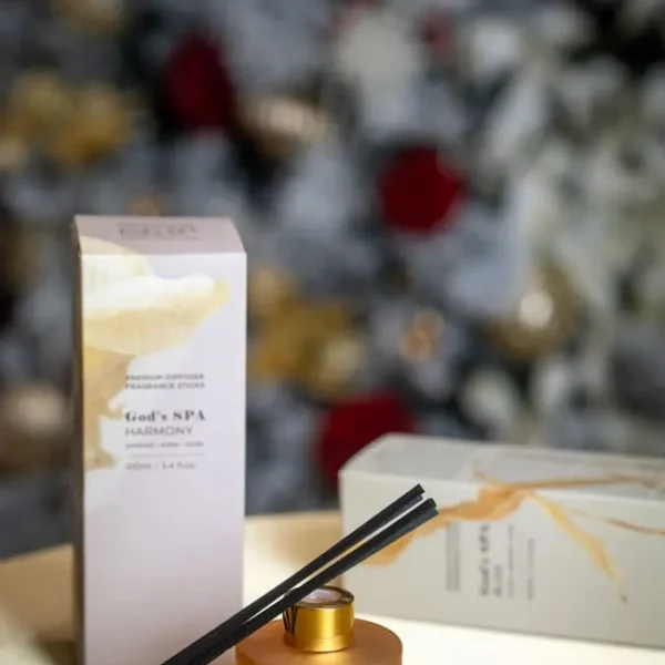 Odorizant Gods Spa – Spa-ul Zeilor Harmony (Armonie) 100 ml, aromă floral-rășinoasă caldă, difuzor premium cu bețișoare