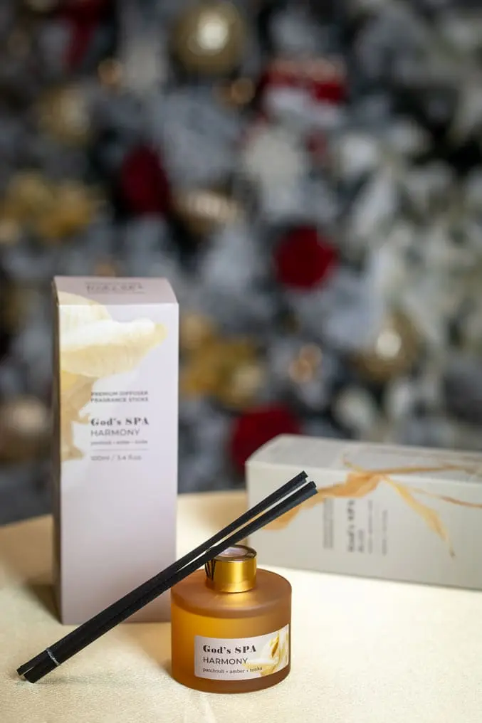 Odorizant Gods Spa – Spa-ul Zeilor Harmony - Armonie 100 ml, aromă floral-rășinoasă caldă, difuzor premium cu bețișoare 1 Odorizant Gods Spa – Spa-ul Zeilor Harmony (Armonie) 100 ml, aromă floral-rășinoasă caldă, difuzor premium cu bețișoare